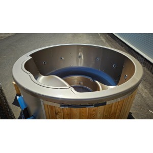 Round 200cm acrylic hot tub with integrated heater