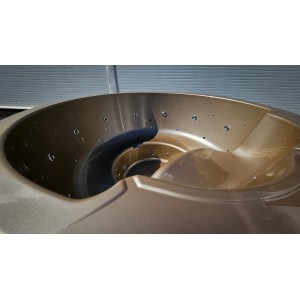 Round 200cm acrylic hot tub with integrated heater